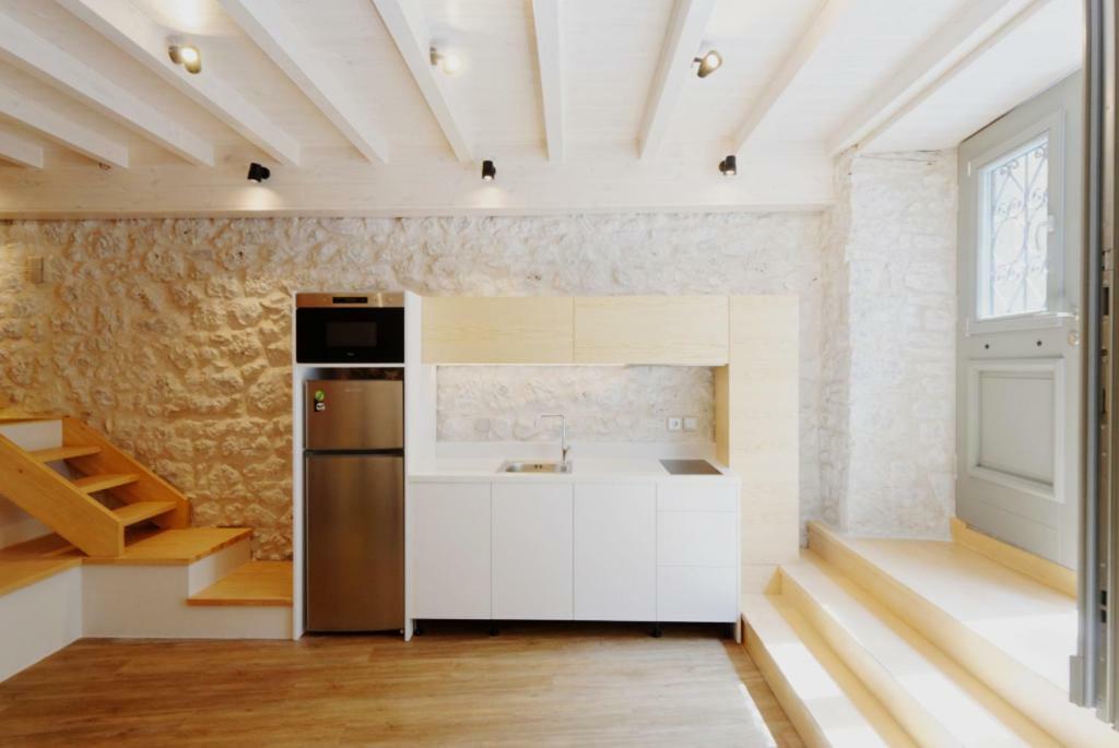 The One Arachova